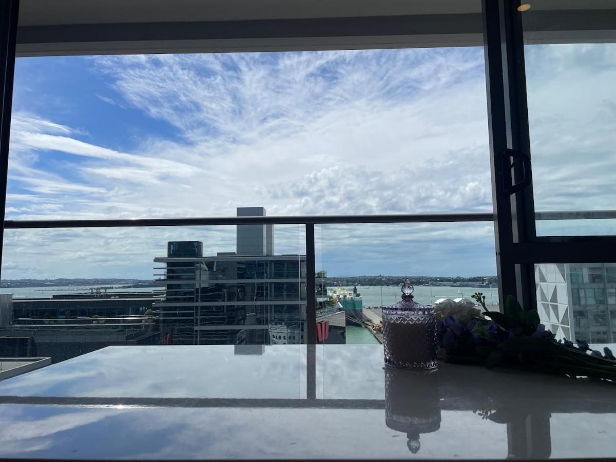 Spacious Apartment At Unbeatable Location With Breathtaking Views And Free Parking * Auckland